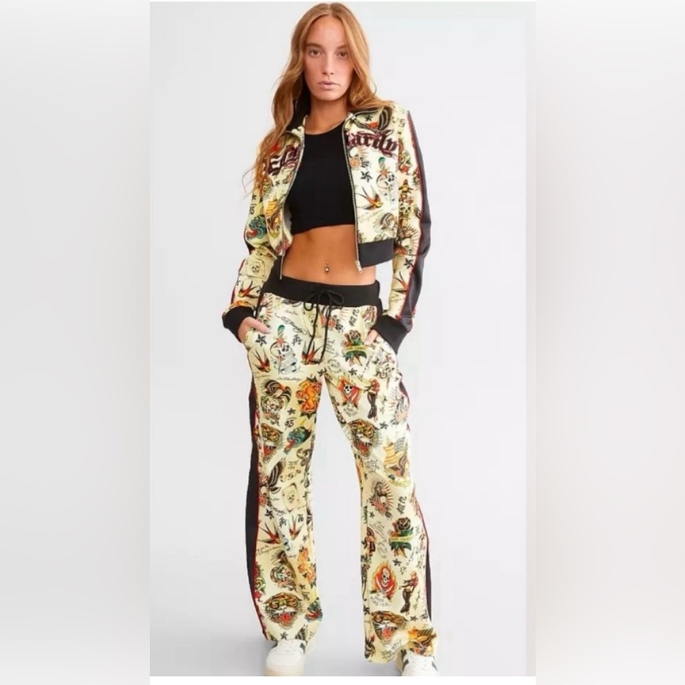 ED HARDY TRACK SUIT